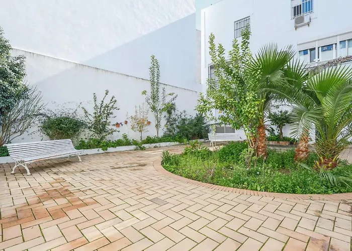 Cozy 1br Recently Renovated In Centre Apartmán