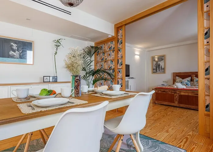 Cozy 1br Recently Renovated In Centre Sevilla